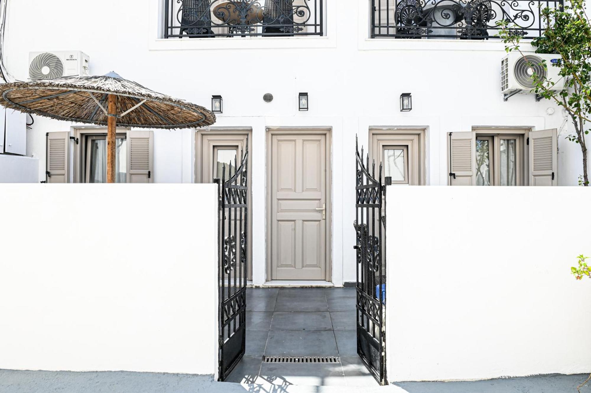 Georgia Studios Fira  Exterior foto